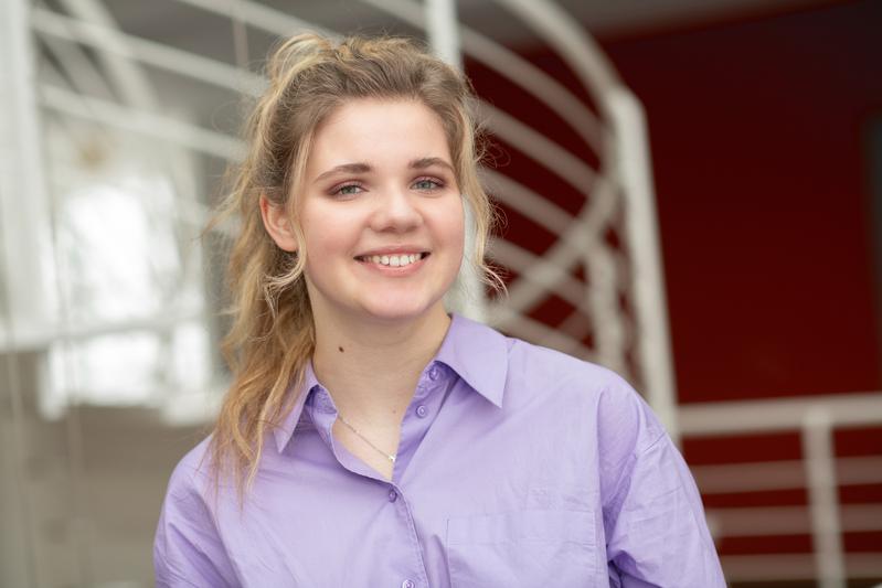 Anastasiia Kyrychenko studiert Molekulare Medizin und erhält den DAAD-Preis der Universität Ulm 2023