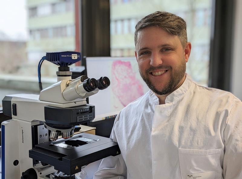 Freut sich über mehr Forschungszeit dank seiner EKFS-Professur: Privatdozent Dr. Jonas Schupp. 