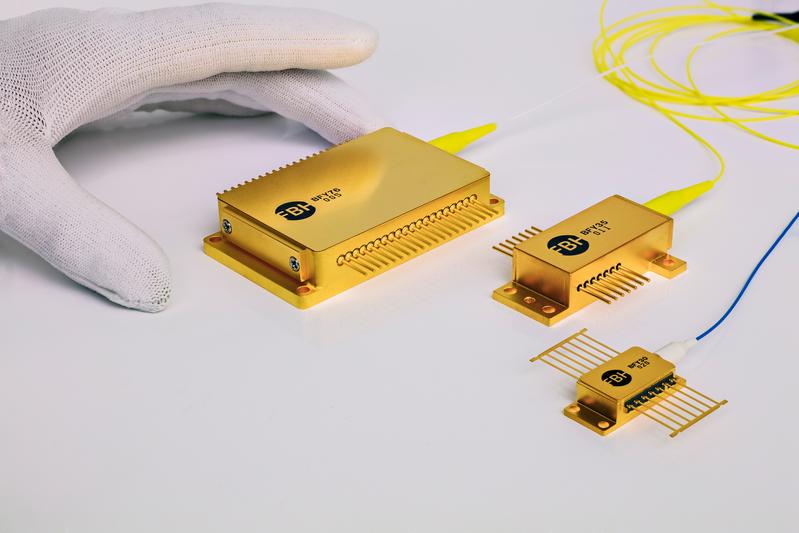 Fiber-coupled diode laser modules in butterfly housings for applications in biophotonics, medical diagnostics, and therapy.