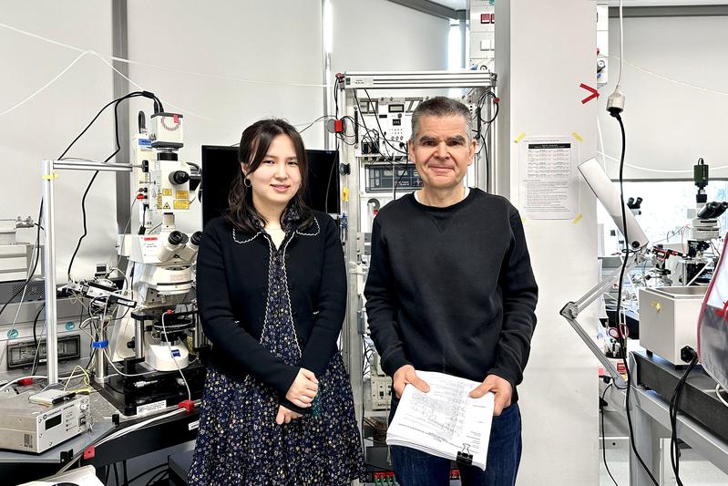 Jingjing Chen and Peter Jonas at the Institute of Science and Technology Austria (ISTA)