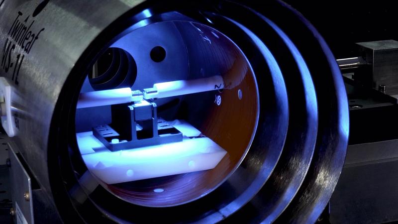 Optisch gepumpte Magnetometer (OPMs) zeichnen sich durch ihre extrem hohe Magnetfeldempfindlichkeit aus und sind damit in der Lage, kleinste Materialschädigungen zu detektieren.