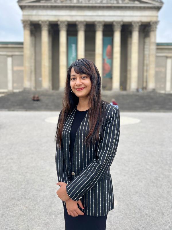 Informatik-Ingenieurin Indira Gosh hat den MBA in Vollzeit an der ISM in München absolviert. Dasselbe Programm wird ab Herbst 2024 neu auch an der ISM in Berlin angeboten.