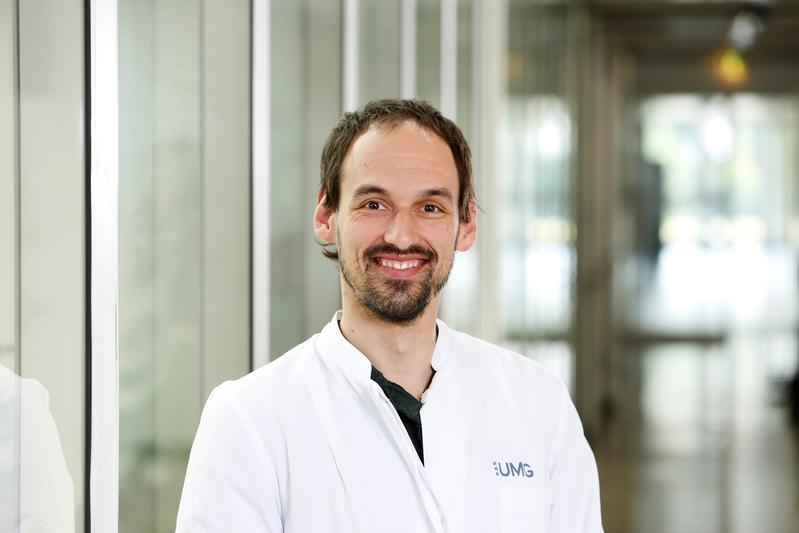 Dr. Christoph Ammer-Herrmenau, Assistenzarzt in der Klinik für Gastroenterologie, gastrointestinale Onkologie und Endokrinologie der Universitätsmedizin Göttingen, UMG.