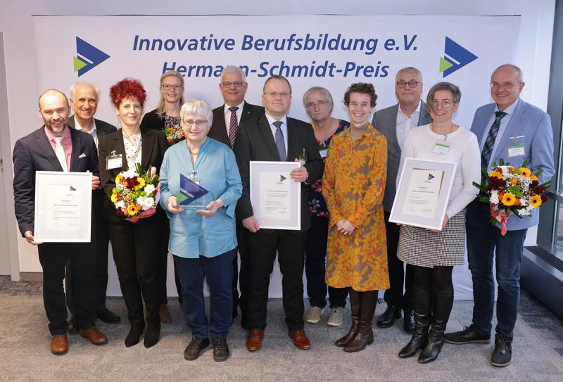 Verleihung des Hermann-Schmidt-Preises auf BIBB-Bildungskonferenz
