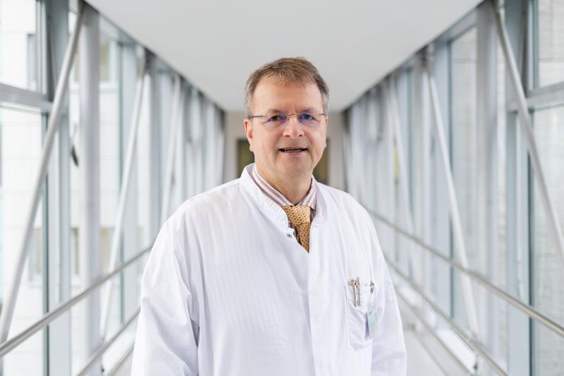 Prof. Dr. med. Peter Mertens,Direktor der Universitätsklinik für Nieren- und Hochdruckkrankheiten, Diabetologie und Endokrinologie Magdeburg