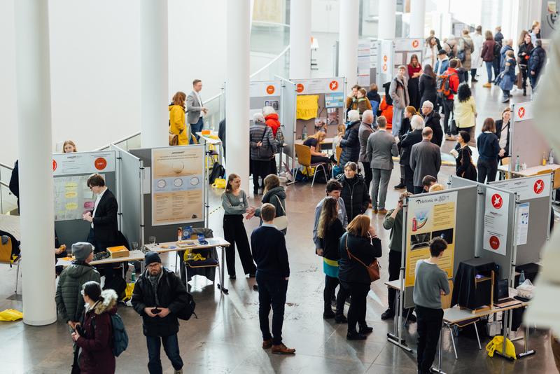 Viel Andrang herrschte im vergangenen Jahr beim Regionalwettbewerb "Jugend forscht" an der Universität Leipzig..