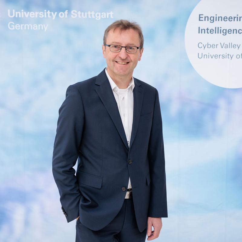 Hohe Auszeichnung für Stuttgarter Informatiker Prof. Steffen Staab 