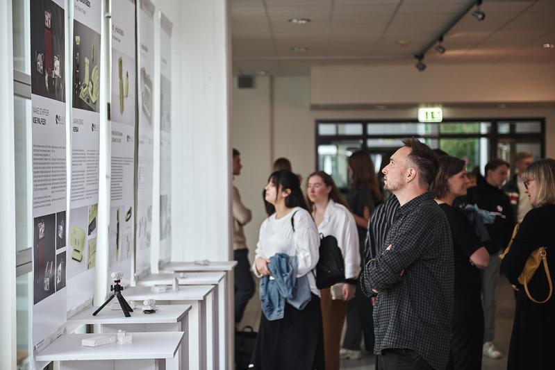 Beim Showcase zeigen die Studierenden ihre Arbeiten einem größeren Publikum. 