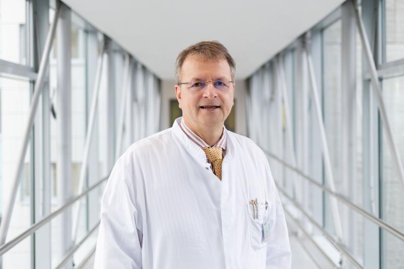 Prof. Dr. med. Peter Mertens, Direktor der Universitätsklinik für Nieren- und Hochdruckkrankheiten, Diabetologie und Endokrinologie Magdeburg