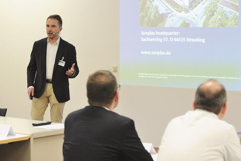 Luca Schmerbeck, Sonplas: »Der Einsatz von Lasertechnik in der Batteriezellenproduktion senkt Werkzeugstillstandszeiten sowie -kosten und verbessert die Batterieleistung.«