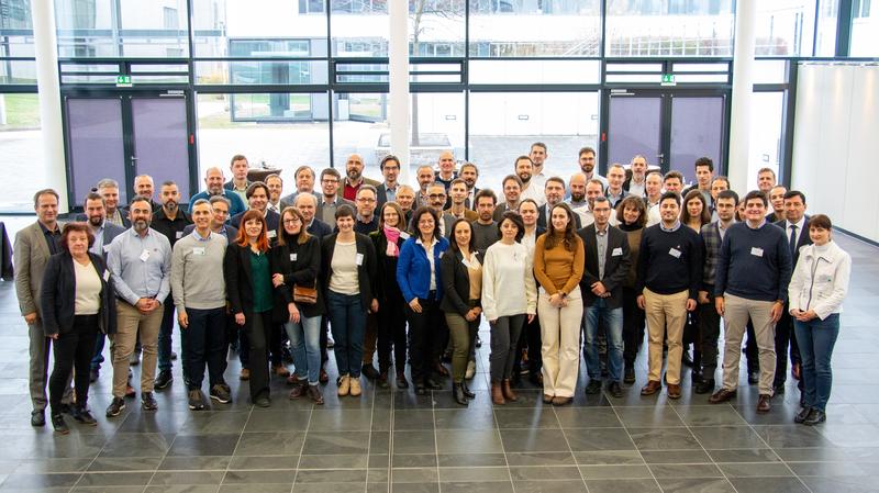The ZEvRA project team at the kick-off meeting at Fraunhofer IWU. Chemnitz, January 23, 2024. Back row, 5th person from the right: Project coordinator Dipl.-Ing. Daniel Nebel