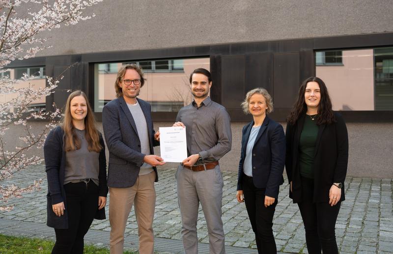 Karin Kling, Koordinatorin Graduate School, Prof. Dr. Roland Zink, Christoph Metzke (M.Sc.), Dr. Kristin Seffer, Leitung der Geschäftsstelle THD Graduate School und Elisabeth Goos, Projektmitarbeiterin