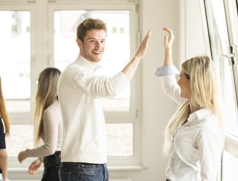 Pflegeschüler bei einem Humorworkshop der Stiftung HUMOR HILFT HEILEN