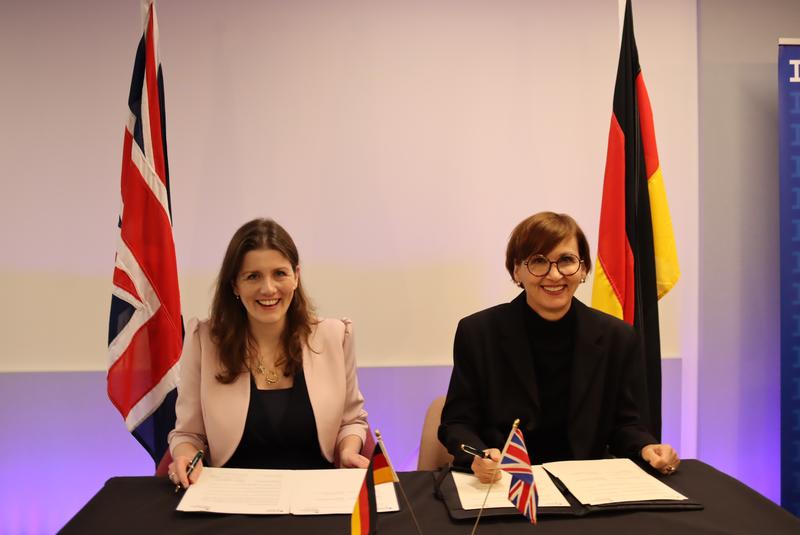 Die britische Ministerin für Wissenschaft und Technologie Michelle Donelan und die deutsche Bundesforschungsministerin Bettina Stark-Watzinger vereinbarten am 12. März 2024 in London Erweiterung und Vertiefung der Wissenschaftskoalition.