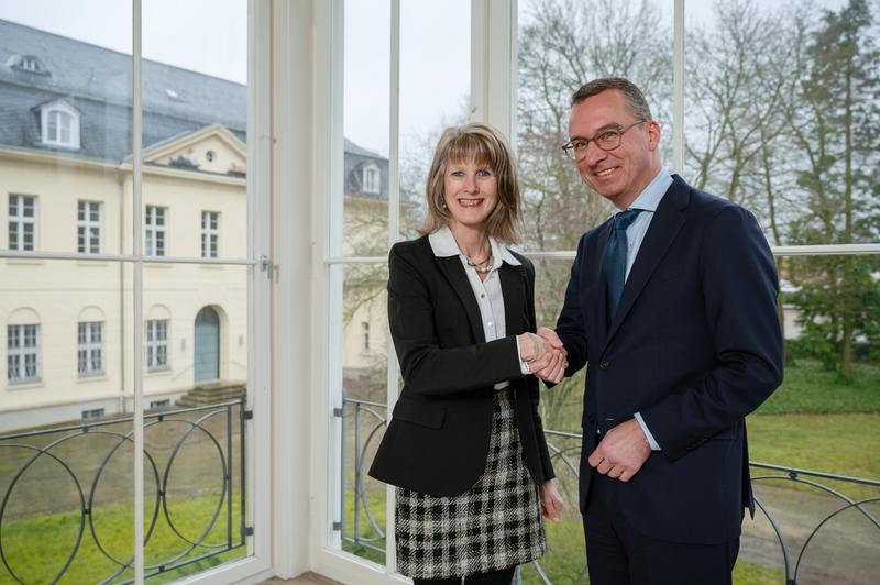 Carole Reimeringer übergibt das Amt an Udo Thelen, ab 1. April der neue Generalsekretär der DFH
