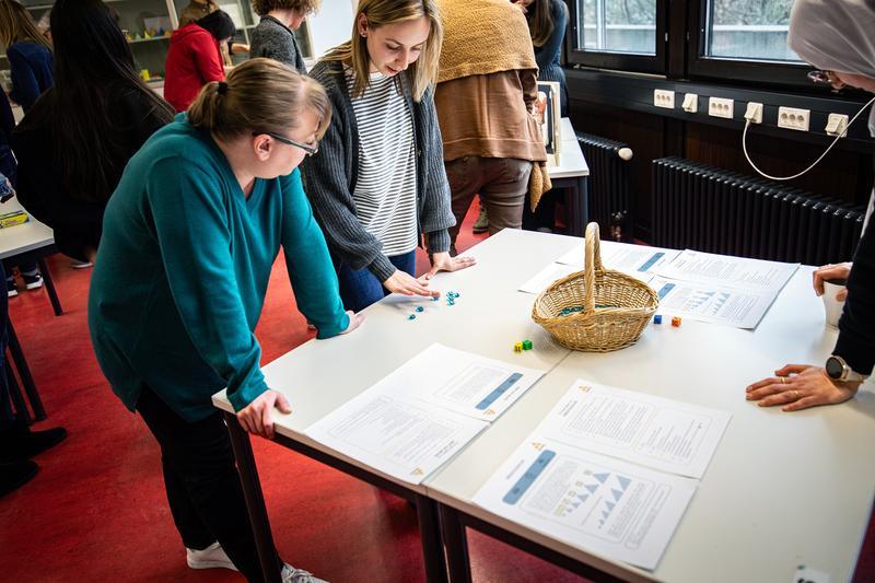 Pädagogische Fachkräfte beim Auftaktworkshop an der PHKA.