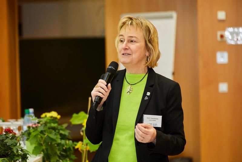 Prof. Dr. Claudia Kammann von der Hochschule Geisenheim ist Leiterin des Projekts "Black2GoGreen"