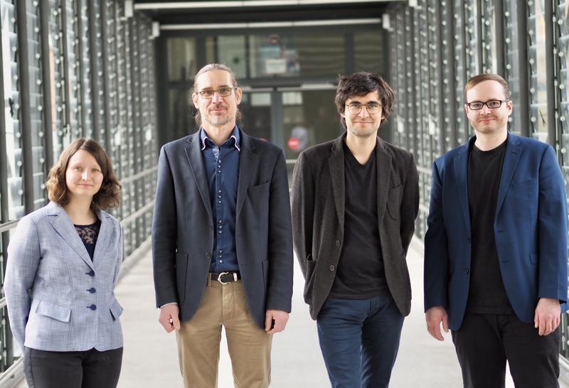 Das Projektteam mit Julia Berghäuser, Prof. Dr. Christian Erfurth, Prof. Dr. Felix Wilke und Elias Kühnel (von li. nach re.)