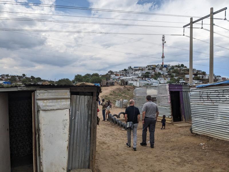 Rektoren der DHBW Karlsruhe und Ravensburg im Township von Windhoek 