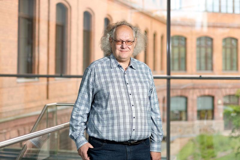 Prof. Dr. Peter Florian Stadler, Direktor des Interdisziplinären Zentrums für Bioinformatik (IZBI) der Universität Leipzig.