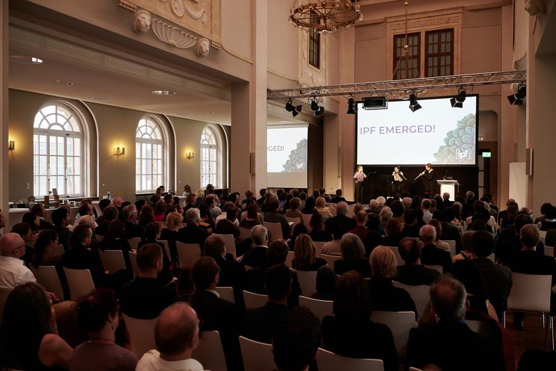 Annual Reception of the Leibniz Institute of Polymer Research Dresden at the Löwensaal 