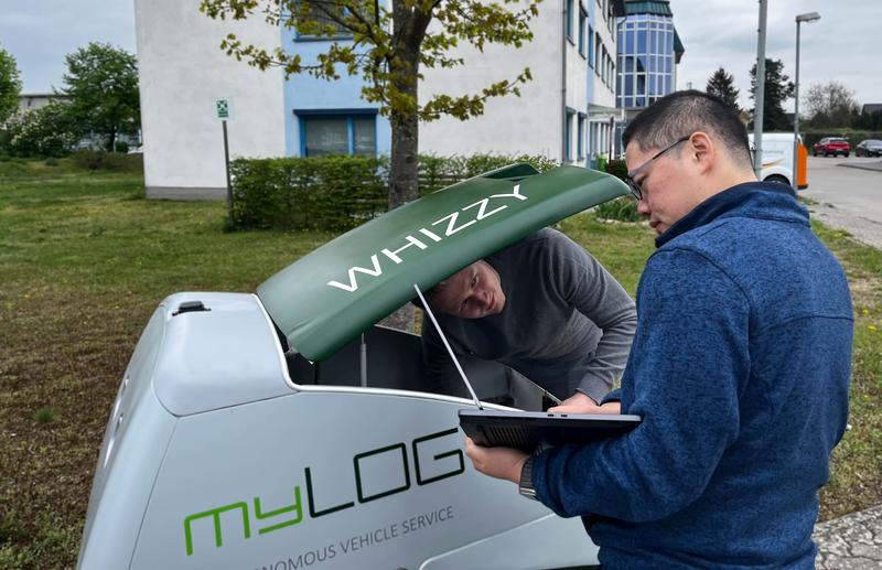 Der autonome Einkaufs- und Lieferroboter „Whizzy“, den die TU Ilmenau auf der Hannover Messe zeigt