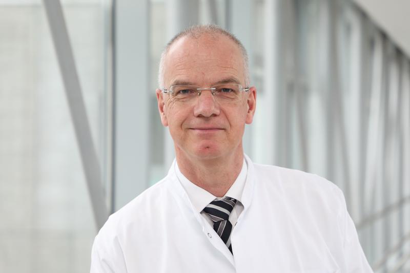 Prof. Dr. med. Felix Walcher, Direktor der Universitätsklinik für Unfallchirurgie Magdeburg