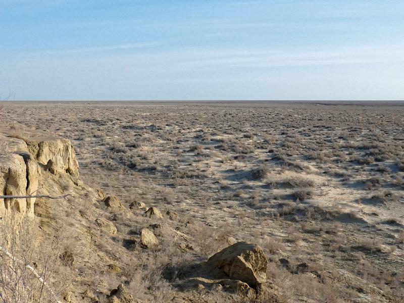 Die Aralkum-Wüste gilt mit rund 60.000 Quadratkilometern inzwischen als eine der bedeutendsten vom Menschen verursachten Staubquellen der Erde.