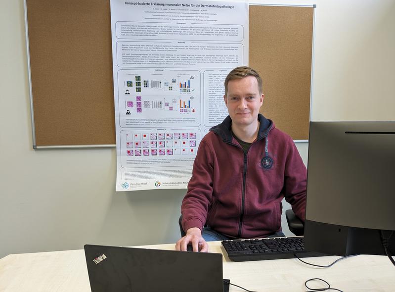 Daniel Sauter ist wissenschaftlicher Mitarbeiter am Fachbereich Informatik der FH Dortmund. Er untersucht, wie Entscheidungen von KI-Modellen im Anwendungsfall der Histopathologie transparent gemacht werden können. 