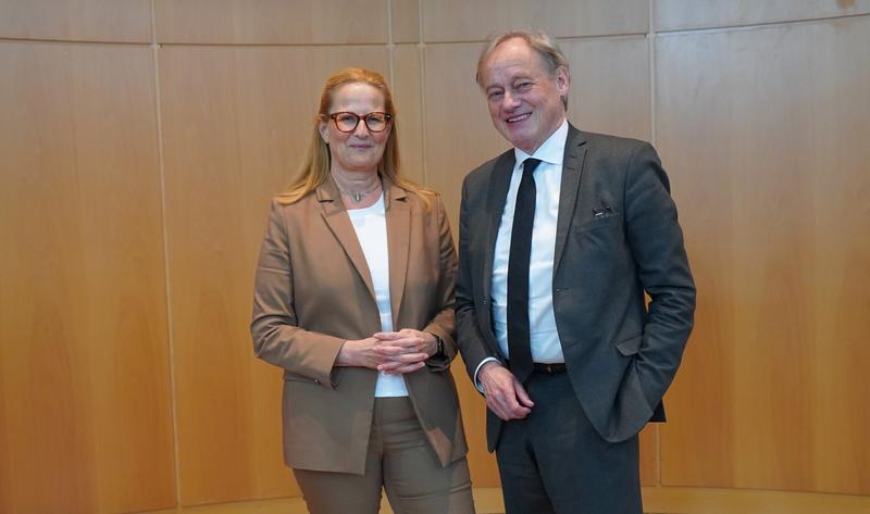 Der Präsident der Hochschule Bonn-Rhein-Sieg und seine designierte Nachfolgerin: Hartmut Ihne und Marion Halfmann.