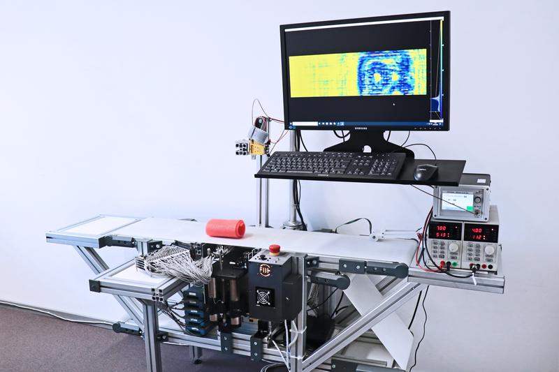   Unique terahertz line scanner with in-house fabricated terahertz detectors - as a technology demonstrator for inline quality control.