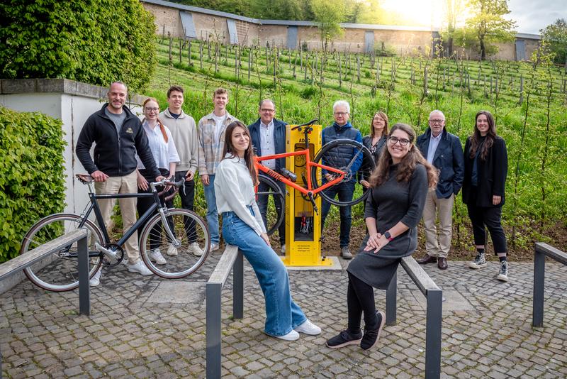 Feierliche Eröffnung der ADAC Radservice-Station am Kloster Eberbach.