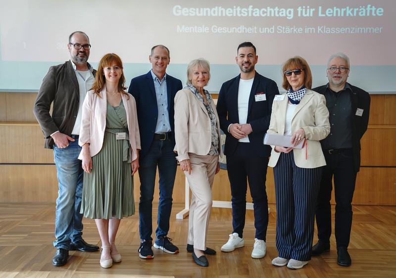 Prof. Dr. Niko Kohls, Bianca Haischberger, Prof. Dr. Stefan Gast, Vera Kaltwasser, Can Aydin, Regina Knape, Prof. Dr. Wolfram Haupt. (v.l.)