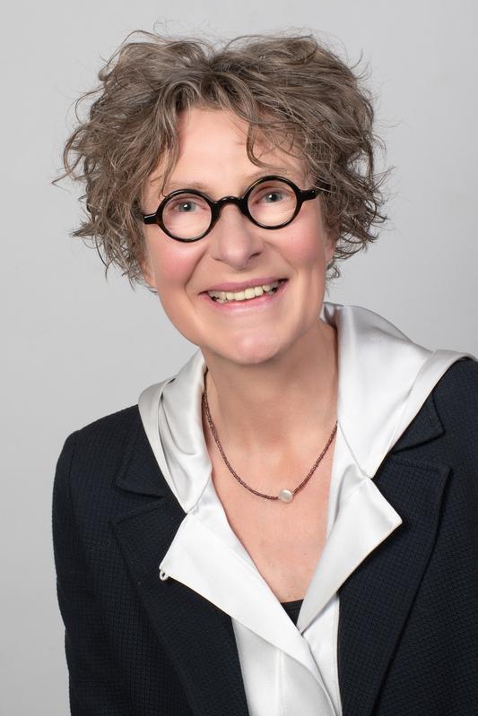 Prof. Anke Huckauf 