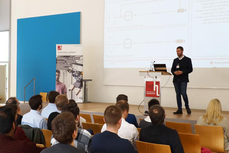 Fabian Barth (Texas Instruments Deutschland GmbH) sprach zum Thema „Power over Data Lines (PodL) für Automotive Ethernet“. 