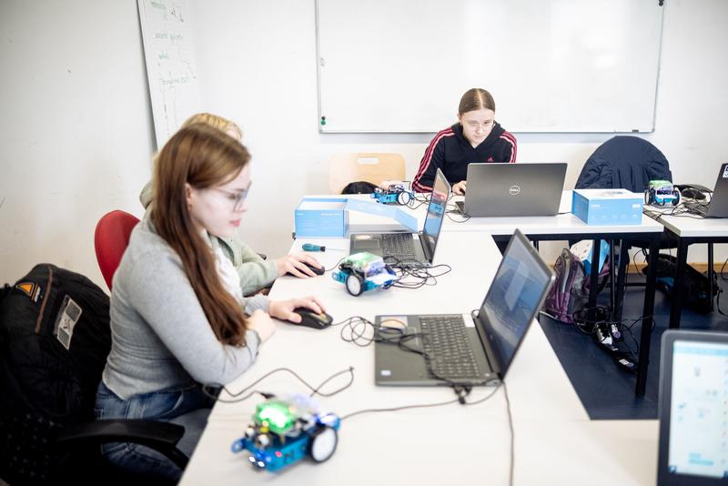 Robotik-Workshop der Fachrichtung Informatik am diesjährigen Girls Day