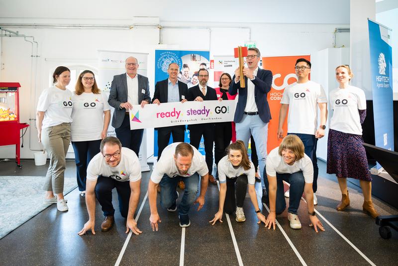 Wissenschaftsminister Markus Blume gibt den Startschuss für das oberfränkische Gründungshubs GO! 