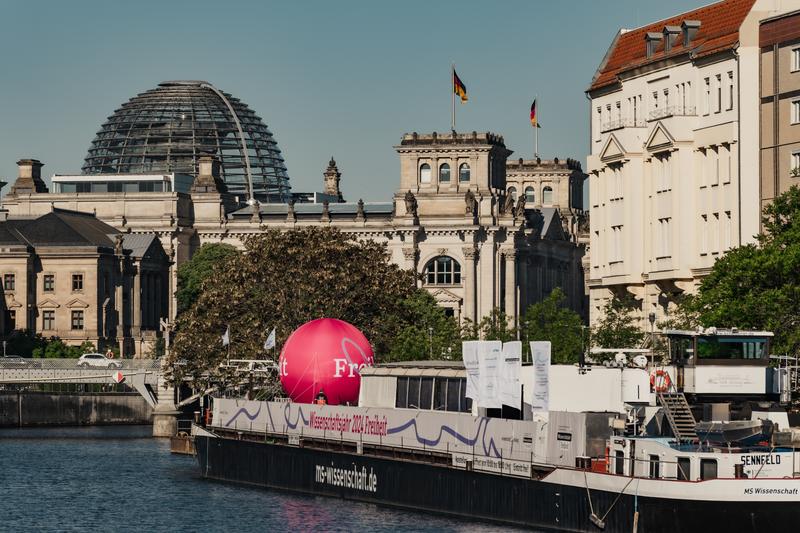 MS Wissenschaft 2024 startet Deutschlandtour