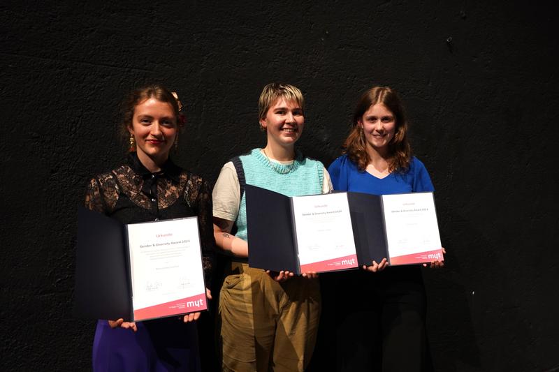 Preisträgerinnen des Gender & Diversity Award 2024: (vlnr.) Maria Emilia Ciria Buil, Marleen Uebler und Johanna Posch