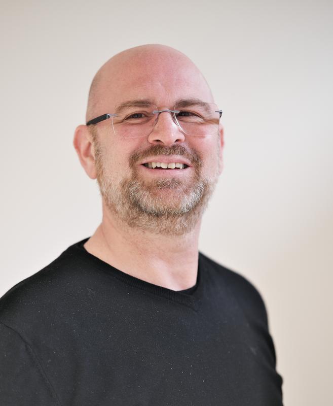 Dr. Mark Bartholomä