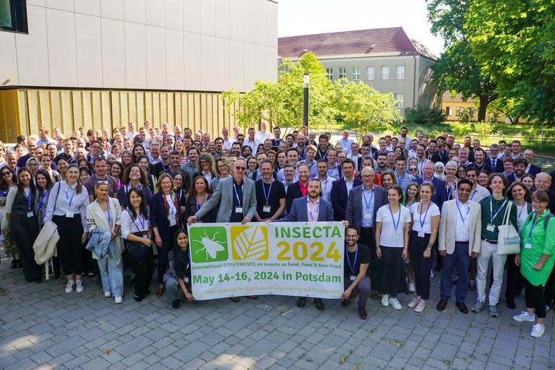 The participants of INSECTA 2024 at the ATB.