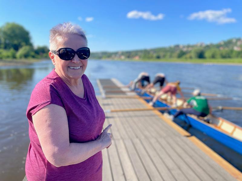 Barbara Hauptmann vom Patientenbeirat des Uniklinikums organisiert wie jedes Jahr auch dieses Mal das Patientenboot, das zur Regatta startet. 