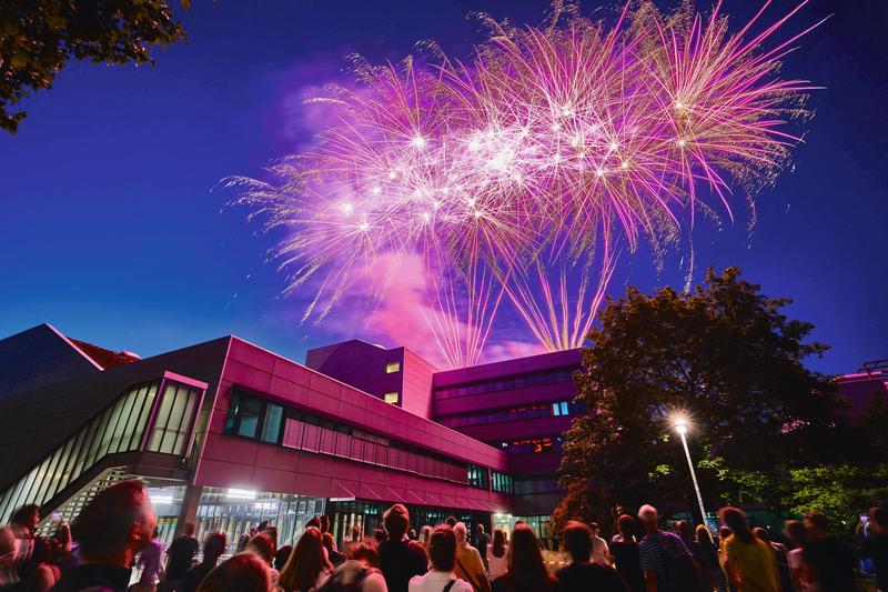 Ein Feuerwerk der Wissenschaften an der Berliner Hochschule für Technik