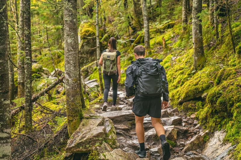 Wie der Wandermonitor belegt, finden Wanderungen am häufigsten zu zweit statt.