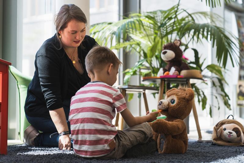 How can intelligent technologies assist in assessing language development? To explore this question, Fraunhofer IDMT and Klett Lernen und Information GmbH have conducted scientific studies in Fröbel nursery schools (concept image). 