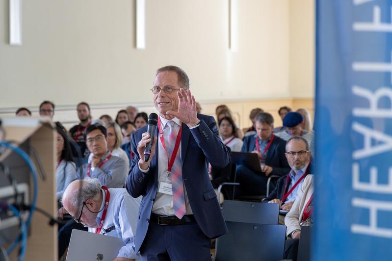 Prof. Dr. Gerd Hasenuß, Direktor der Klinik für Kardiologie und Pneumologie und Vorsitzender des Herzzentrums der Universitätsmedizin Göttingen (UMG) sowie Sprecher des SFB 1002.