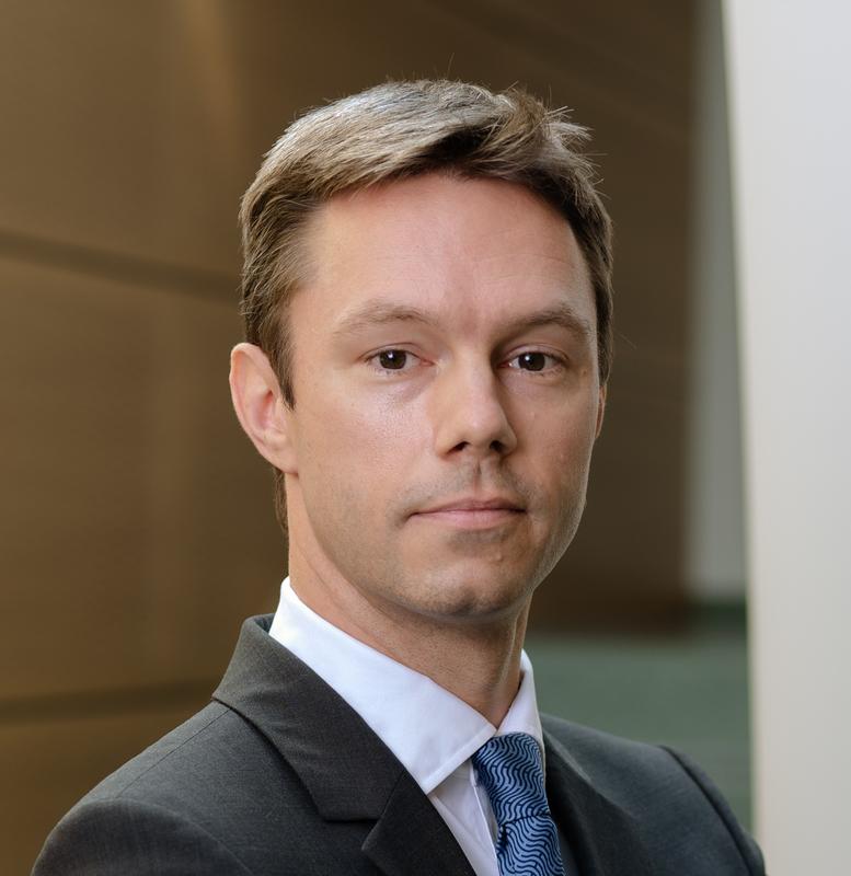 Prof. Lorenz Graf-Vlachy ist Professor für Unternehmensführung an der Technischen Universität Dortmund.