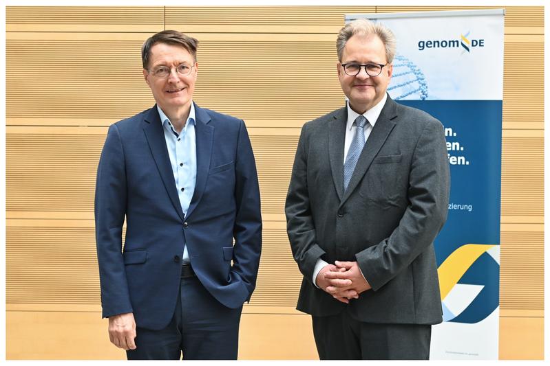 Bundesgesundheitsminister Prof. Karl Lauterbach und Sebastian C. Semler, Geschäftsführer TMF e. V.