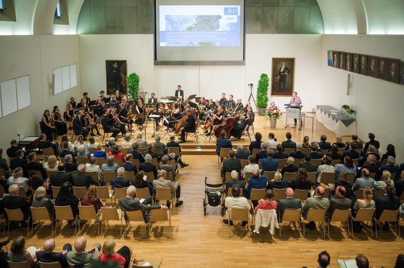 Festliche Stimmung in der Universitätsaula der JLU Gießen.