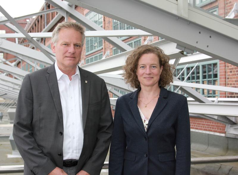 Die zukünftige Doppelspitze des Fraunhofer IZM: Prof. Martin Schneider-Ramelow und Prof. Ulrike Ganesh